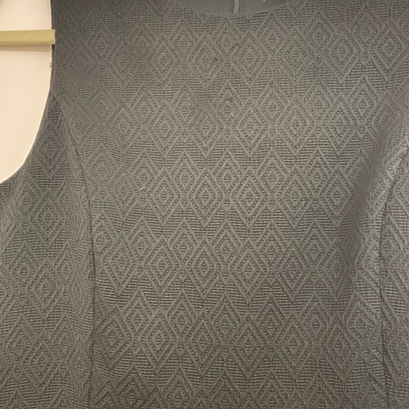 Banana Republic Factory Black Sleeveless Dress - Picture 2 of 4